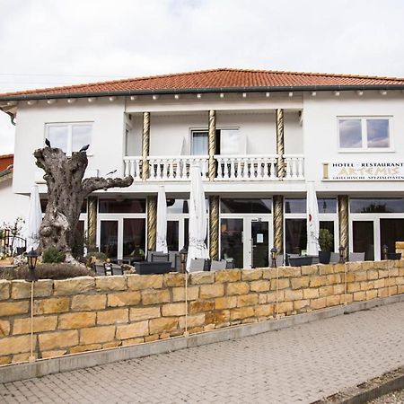 Hotel Restaurant Artemis Weisenheim am Berg Exterior photo